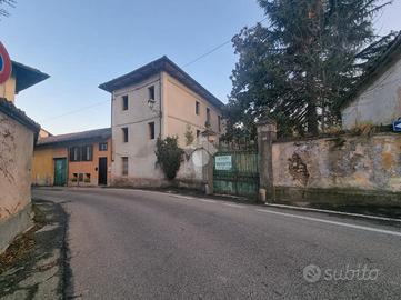 CASA SEMINDIPENDENTE A GASSINO TORINESE