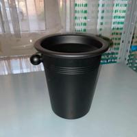 Sputacchiera nera (Spittoon)