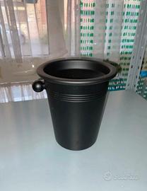 Sputacchiera nera (Spittoon)