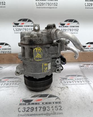 Compressore climatizzatore con giunto elettromagn