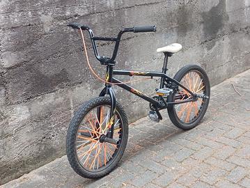 BMX nero opaco 