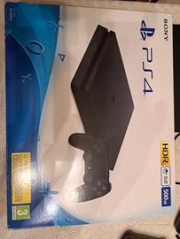 Playstation 4 slim