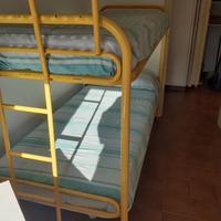 Letto a castello in ferro