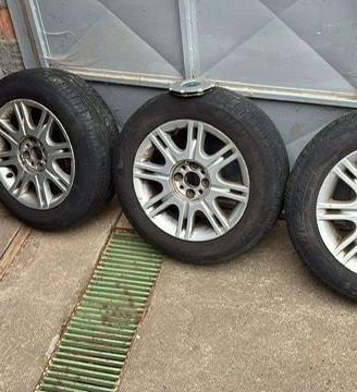 Cerchi lega con gomme 185/65 15 FIAT Multipla