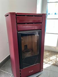 Stufa a pellet in acciaio e ceramica