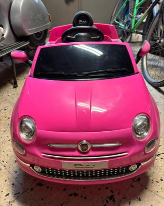 Auto elettrica 500 rosa