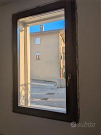 Finestre in legno doppio vetro  - gratis
