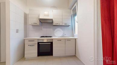 MONOLOCALE A SEREGNO