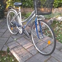 Bicicletta da donna in alluminio cerchi da 28