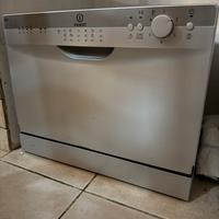 Mini Lavastoviglie Indesit h 44 x p51 x l 55