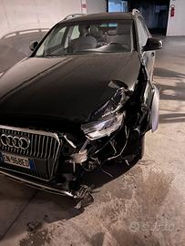 Audi A4 allroad 3.0 Tdi stronic 2012 sinistrata