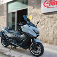 YAMAHA T-MAX 560 novità 2025