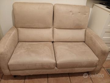 Divano 2 posti