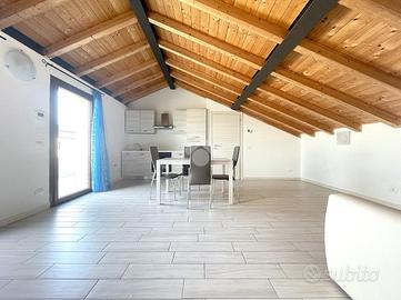 2 LOCALI A CASTELVERDE