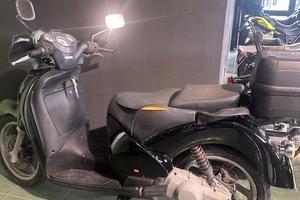 Aprilia Scarabeo 125 - 2001 bauletto epoca