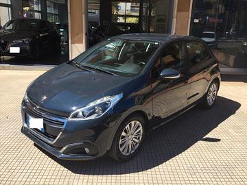 Peugeot 208 PureTech 82 5 porte Allure