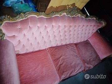 Divani poltrone tavolini Barocco