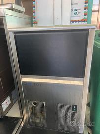 Fabbricatore ghiaccio cubetti icetech per bar