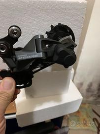 Cambio Shimano deore, freni 4 pistoni, ruote 29