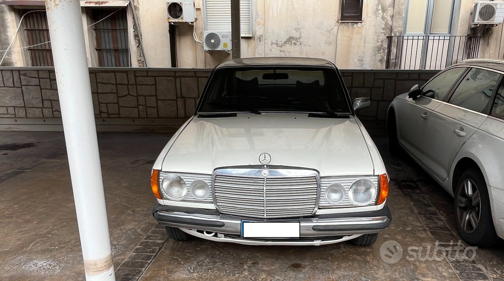 Mercedes-Benz W123 1981 photo 2