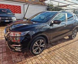 NISSAN Qashqai 1.6 dCi 4WD N-Connecta