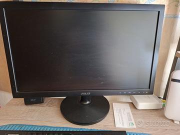 PC+SCRIVANIA+MONITOR+TASTIERA+MOUSE+DOLBY 2.1