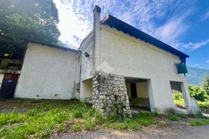 CASA INDIPENDENTE A EDOLO