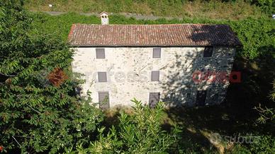 Casa Indipendente Barga [UM62MGGVRG]