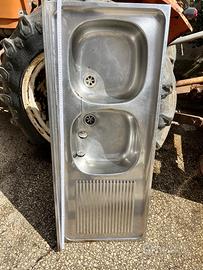 Lavello acciaio inox 2 vasche completo di scarico