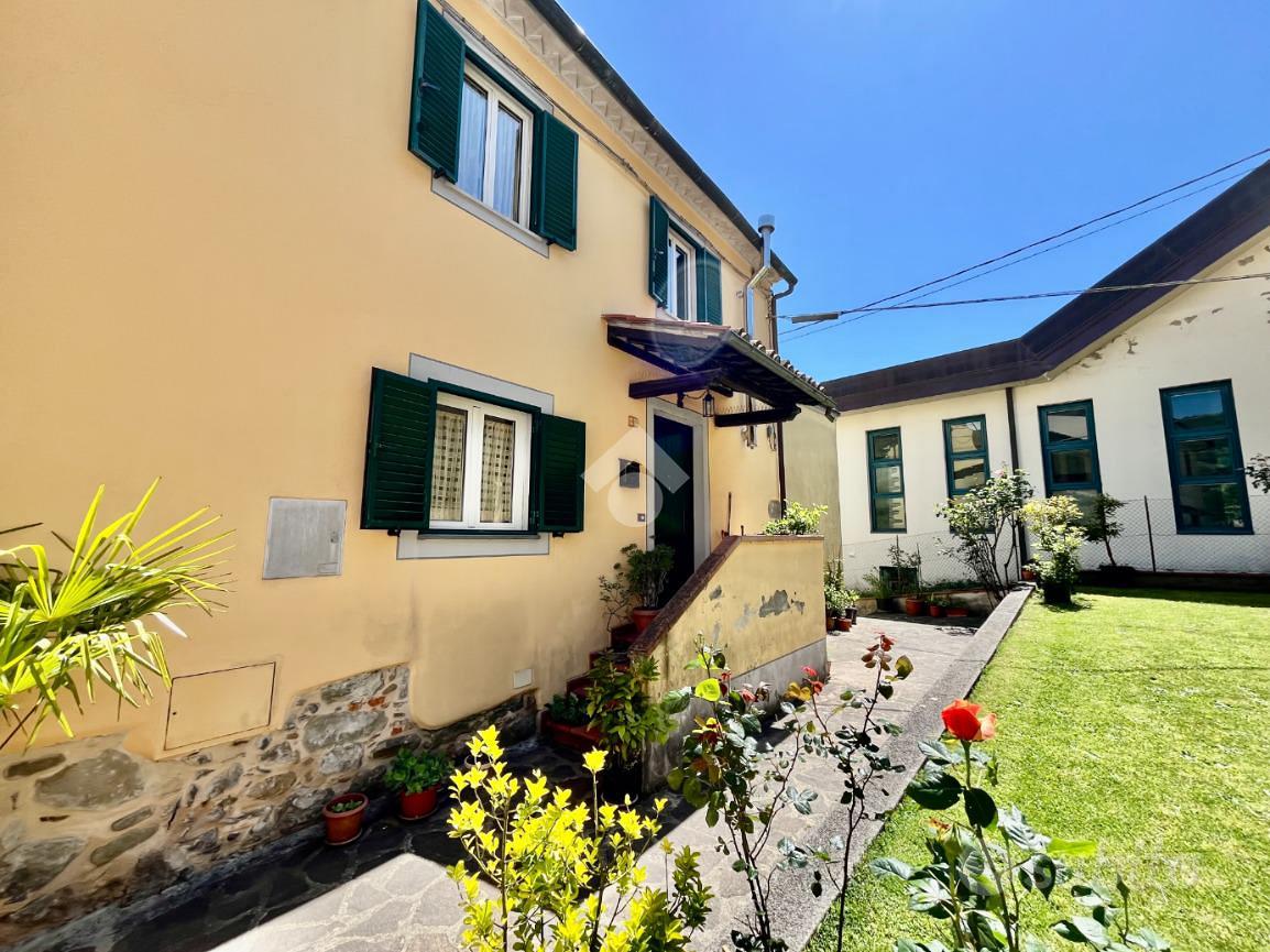 House in Villa Basilica, Guzzano - Vista 3