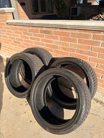 4 pneumatici Invernali 225/40 R18