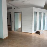 Locale commerciale 5 vetrine su strada