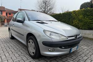 Peugeot 206 1.1 3p. XR