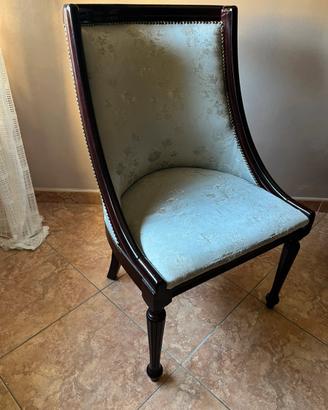 POLTRONA IN MOGANO “ VINTAGE “