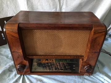 Radio Carisch Milano mod. Veneto - 1940/1941