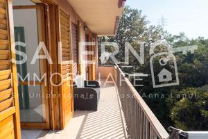 SANT'EUSTACHIO - 4 Vani in parco con Ampio Box