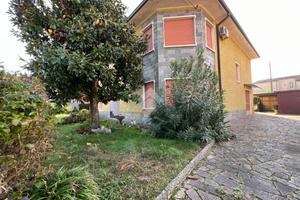 VILLA SINGOLA A VEROLANUOVA