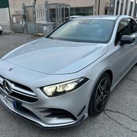 MERCEDES-BENZ A 35 AMG 4Matic