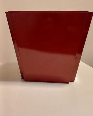 Vaso portapianta rosso di Deroma