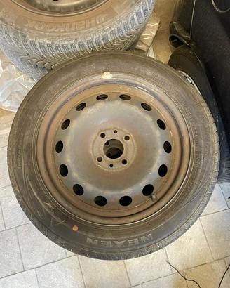 Gomme auto 185/55 R15