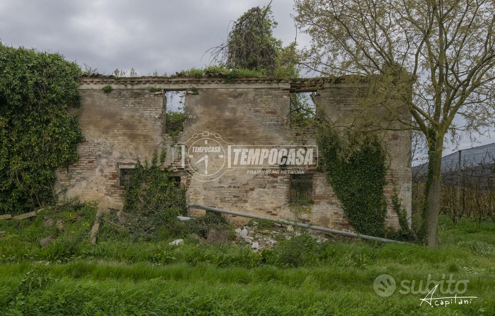 RUDERE DA PERSONALIZZARE!!! RISTRUTTURARE O DEMOLI - Vista 2