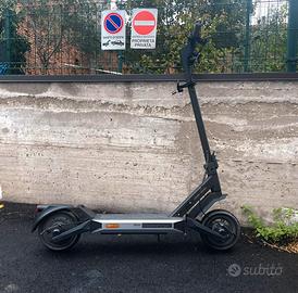 Monopattino Elettrico Navee s60-D