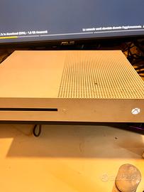 Xbox one s  perfettamente funzionante