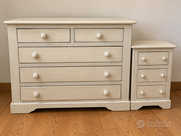 Cassettiera e comodino coordinati stile shabby