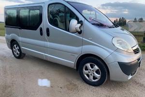 Opel Vivaro 8 posti 