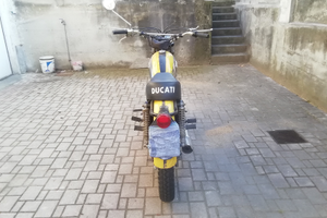 Moto perfetta scritta GMI