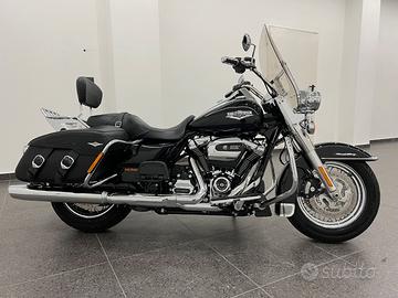 Harley-Davidson Touring Road King Classic - 2018C