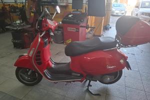vespa gts 250