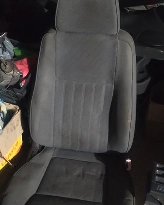 Sedili anteriori e posteriori alfa 156