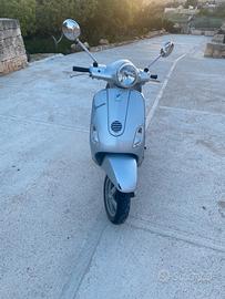 Vespa LX 150